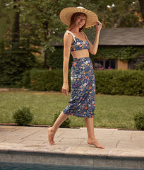 The Easy Breezy Voile Sarong - Strawberry Fields in Deep Sea